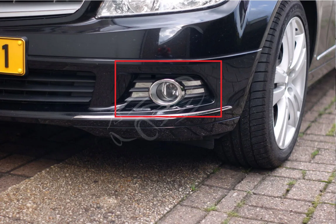 Kroomraam udutulede katted Mercedes W204 C-Class jaoks