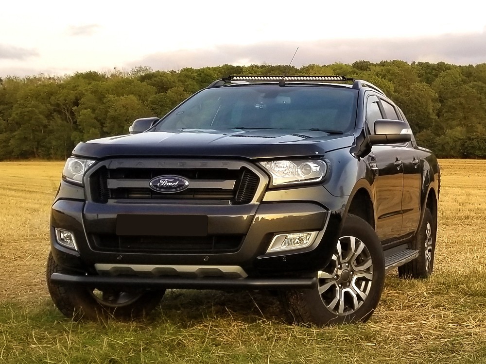 Ford Ranger Raptor katusekinnitus