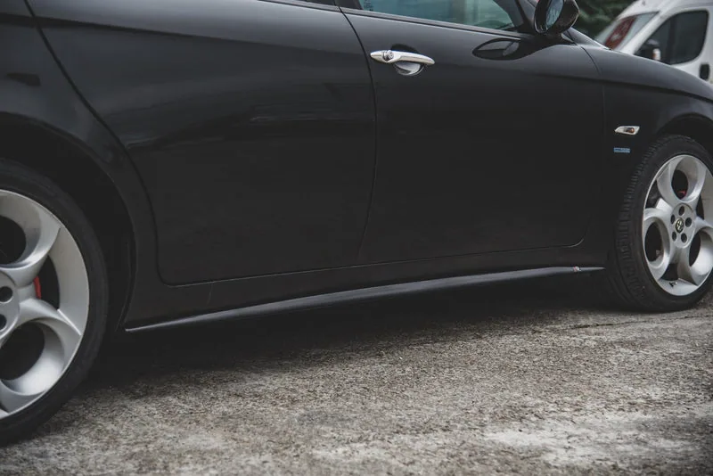 Side skirts — Alfa Romeo 156 Facelift