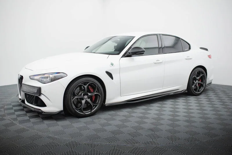 Stiilikomplekt — Alfa Romeo Giulia Quadrifoglio