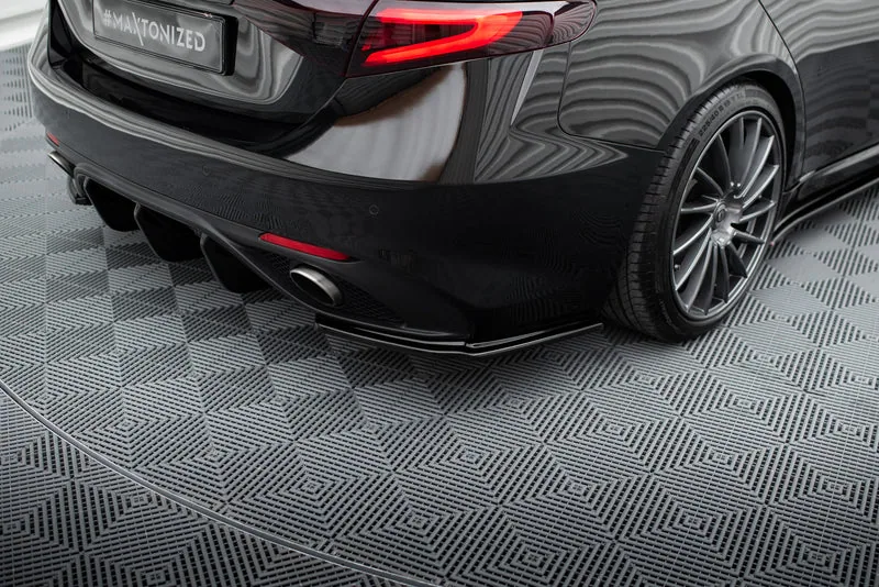 Tagumised küljesplitterid — Alfa Romeo Giulia Veloce