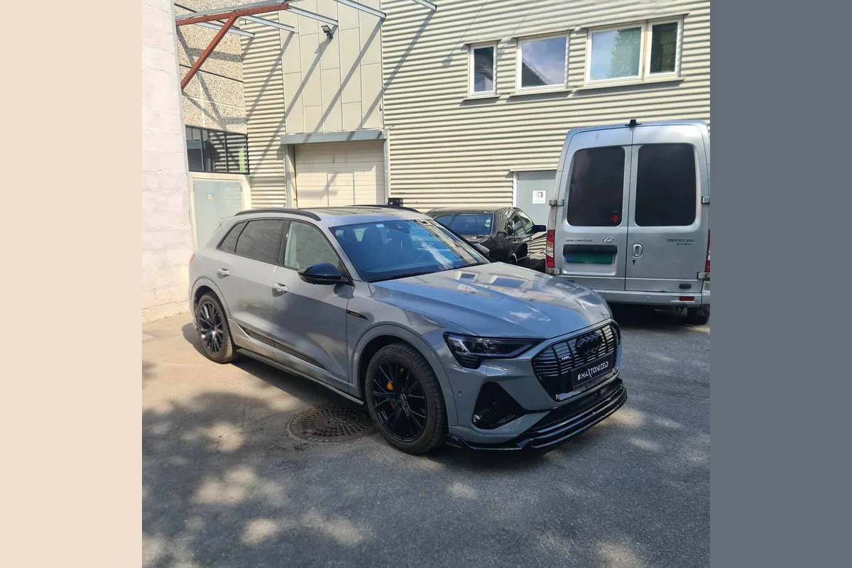 Küljeliistud — Audi e-Tron S-Line