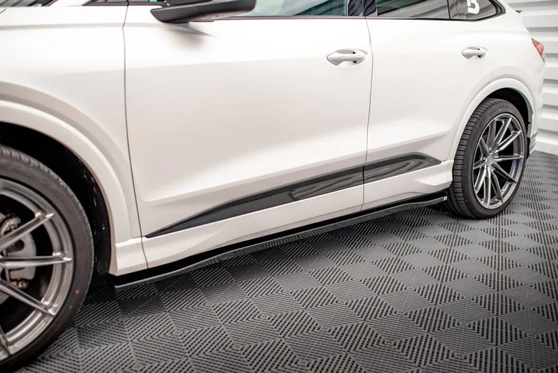 Side skirts — Audi Q4 e-tron Sportback S-line Mk1 (2021–)