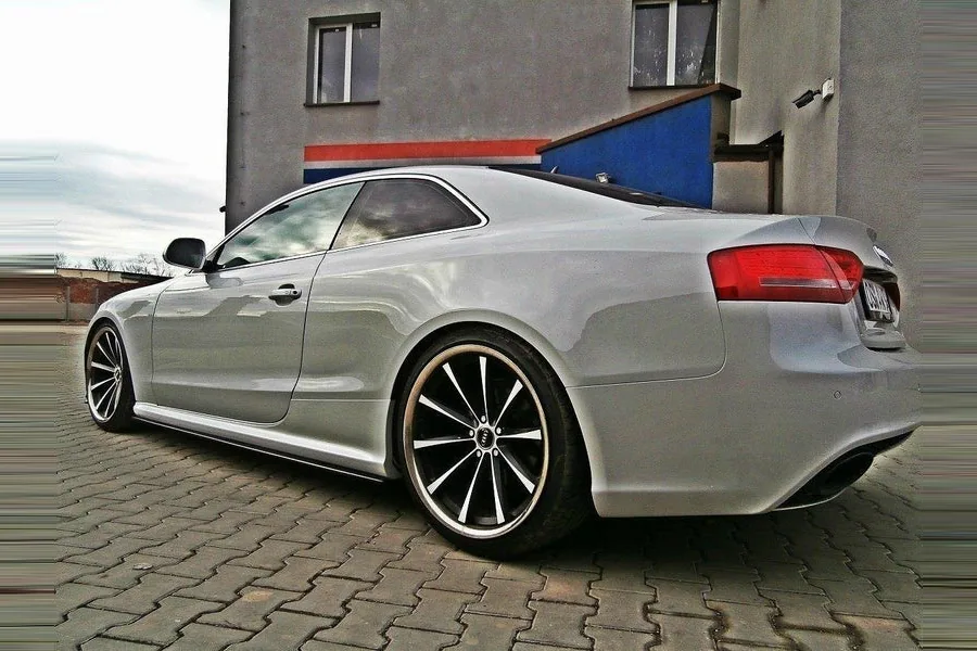 Küljeliistud — Audi RS5 8T / 8T Facelift (2010–2016)