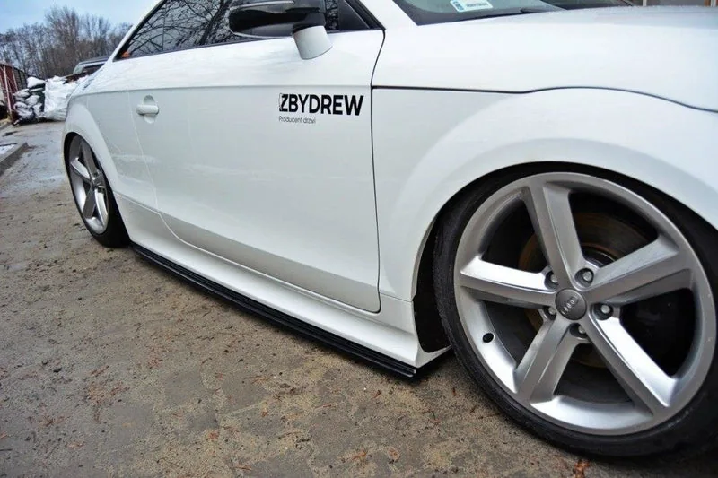 Side skirts — Audi TT RS 8J (2009–2013)
