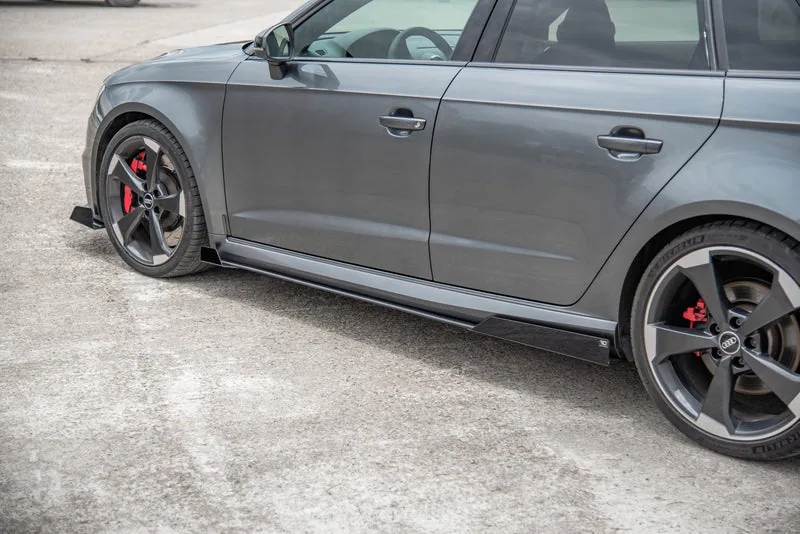 Küljeliistud Street Pro + tiivakesed — Audi RS3 8V Sportback (2013–2016)