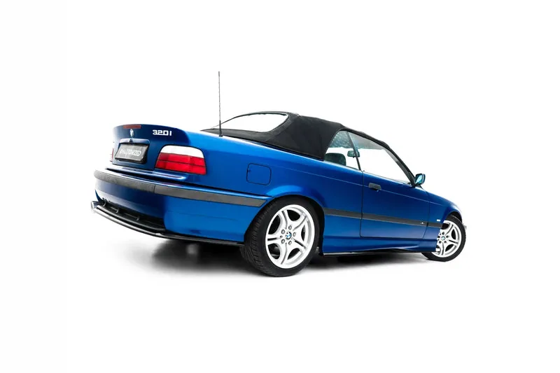 Накладки на пороги — BMW M3 / 3 M-Pack Coupe / Cabrio E36 (1990–1999)