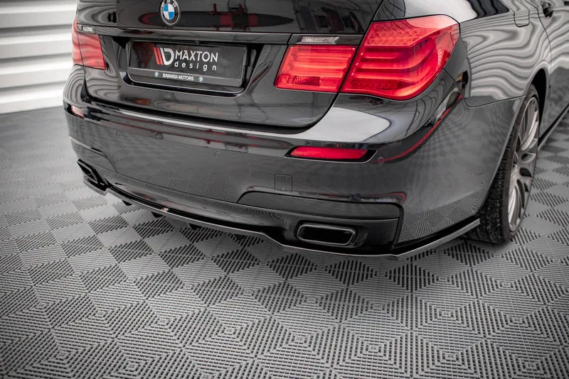 Rear splitter with vertical bars — BMW 7 M-Pack F01 (2008–2013)