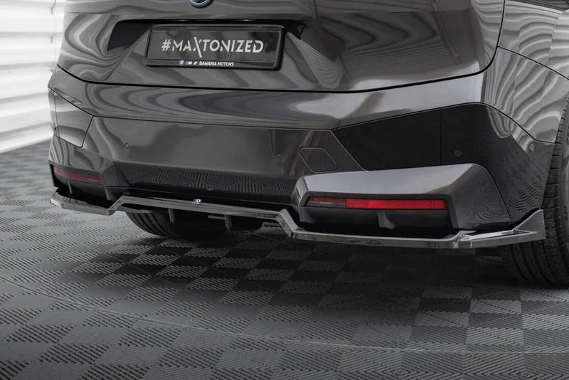 Tagasplitter püsttugedega — BMW iX M-Pack i20 (2021–)