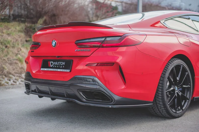 Tagasplitter püsttugedega — BMW 8 Coupe M-Pack G15 (2019–2025)