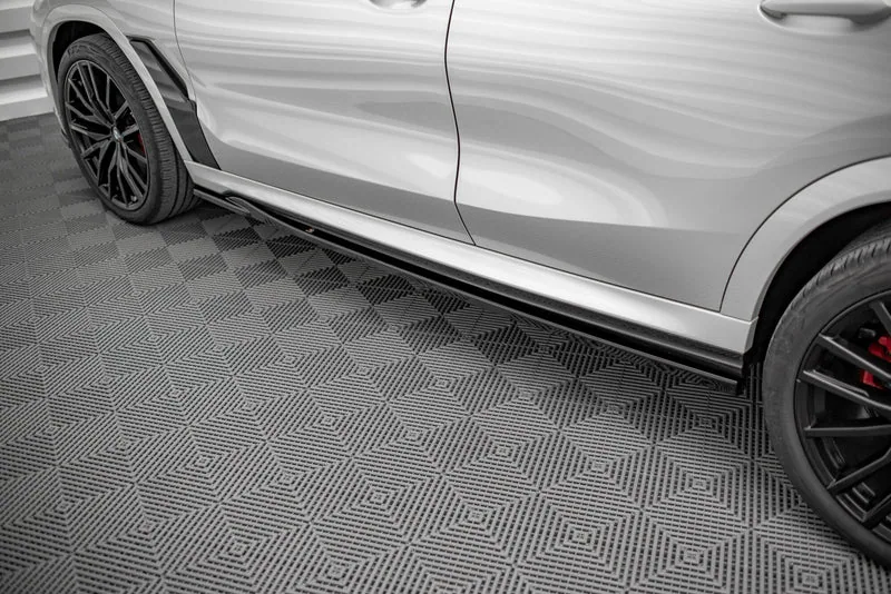 Накладки на пороги V.1 — BMW X6 M F96 / X6 M-Pack G06 (2019–)