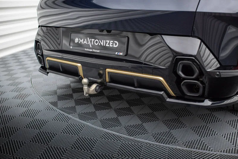 Rear splitter with vertical bars — BMW XM G09 (2022–)