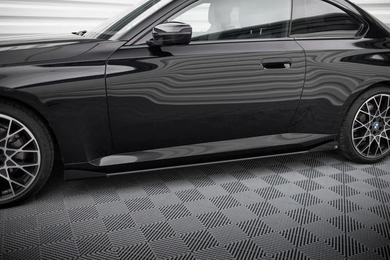 Küljeliistud Street Pro + tiivakesed — BMW 2 Coupe G42 (2021–)
