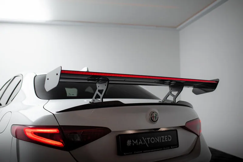 Spoiler — Alfa Romeo Giulia Quadrifoglio