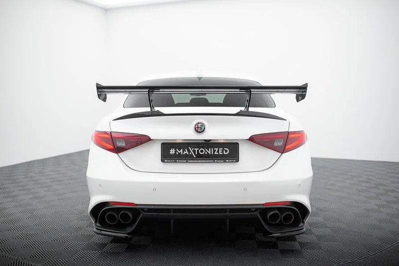 Spoiler — Alfa Romeo Giulia Quadrifoglio