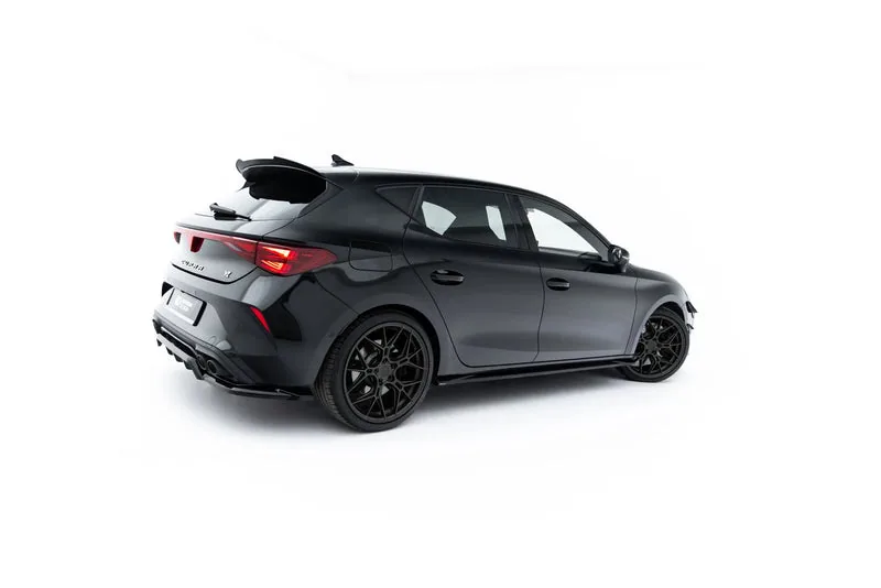 Накладки на пороги V.2 — Cupra Leon ST / Hatchback Mk1 Facelift