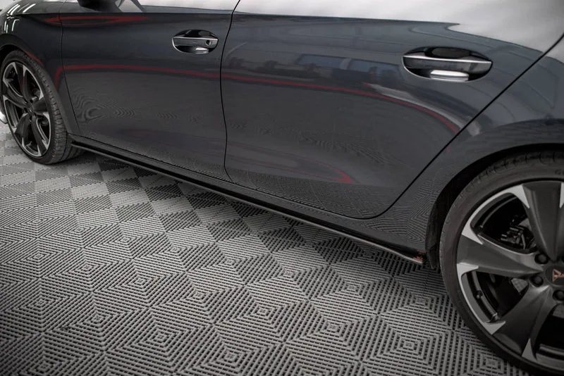 Накладки на пороги Street Pro — Cupra Leon ST / Hatchback Mk1 / Mk1 Facelift (2020–)