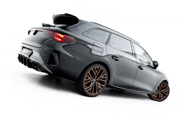 Накладки на пороги Street Pro — Cupra Leon ST / Hatchback Aero Mk1 / Mk1 Facelift (2020–)