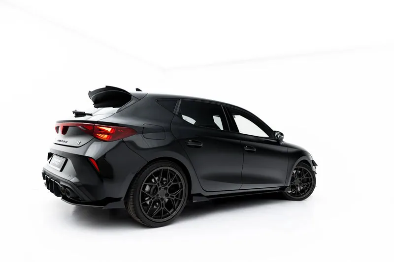 Накладки на пороги Street Pro + накладки — Cupra Leon ST / Hatchback Mk1 Facelift