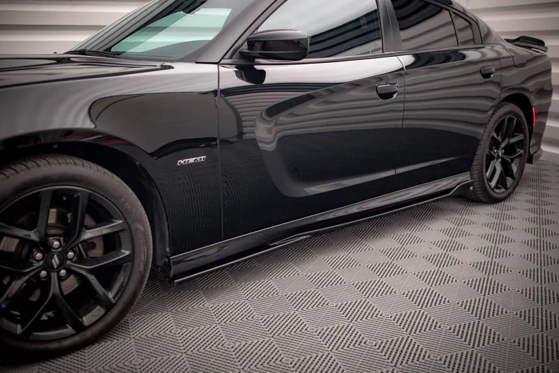 Накладки на пороги — Dodge Charger SRT Mk7 Facelift (2014–2023)