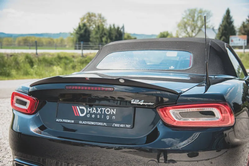 Spoiler cap — Abarth 124 Spider