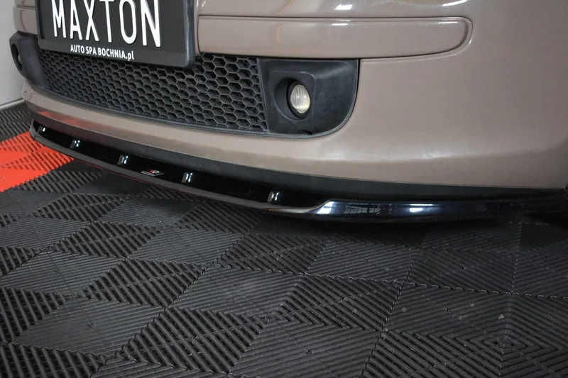 Front splitter V.1 — Fiat 500 Hatchback