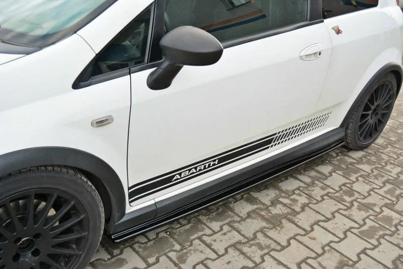 Küljeliistud — Fiat GrandE Punto ABARTH
