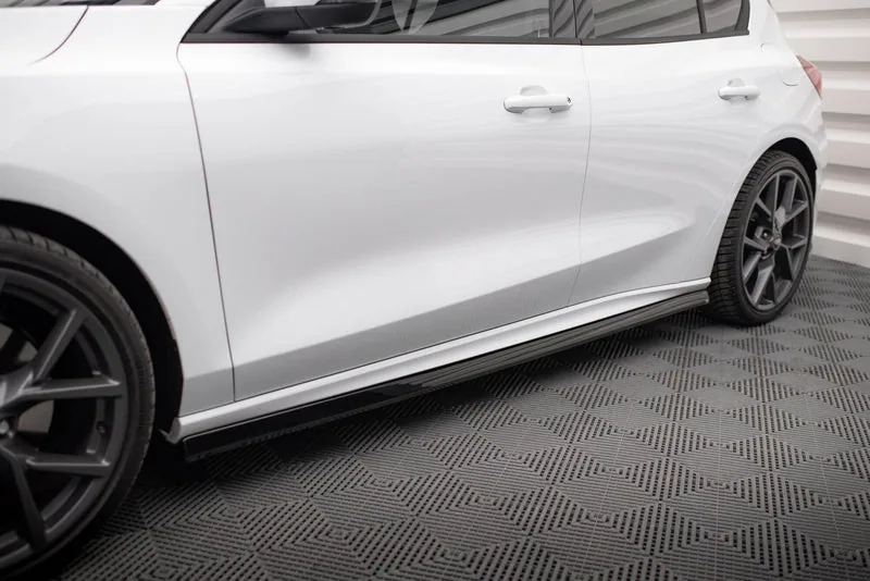 Side skirts V.5 — Ford Focus ST / ST-Line Mk4 (2018–)