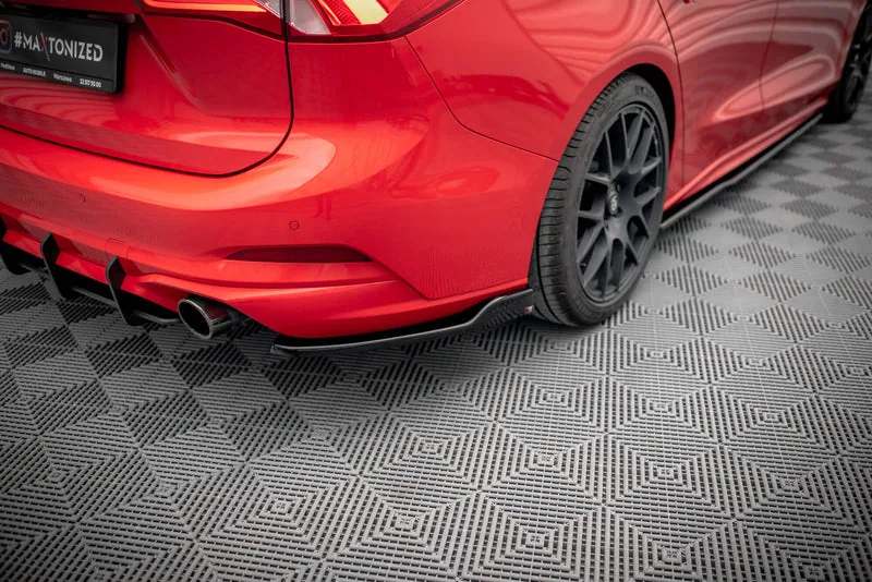 Tagumised küljesplitterid V.6 — Ford Focus Estate ST Mk4 (2018–)