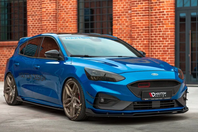 Side skirts — Ford Focus ST / ST-Line Mk4 (2018–)