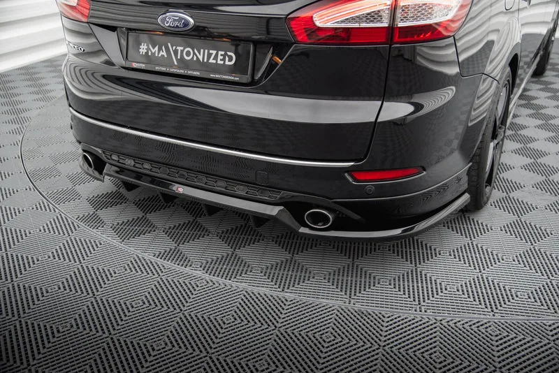 Rear splitter with vertical bars — Ford Mondeo ST-Line Estate Mk4 Facelift (2010–2014)