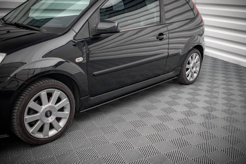Side skirts Street Pro — Ford Fiesta ST Mk6 (2004–2008)