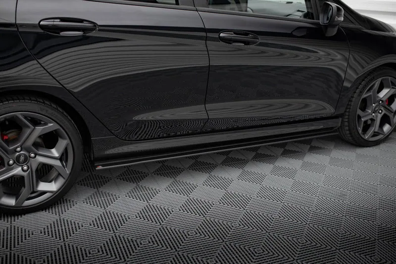 Накладки на пороги Street Pro — Ford Fiesta ST / ST-Line Mk8 (2017–2024)