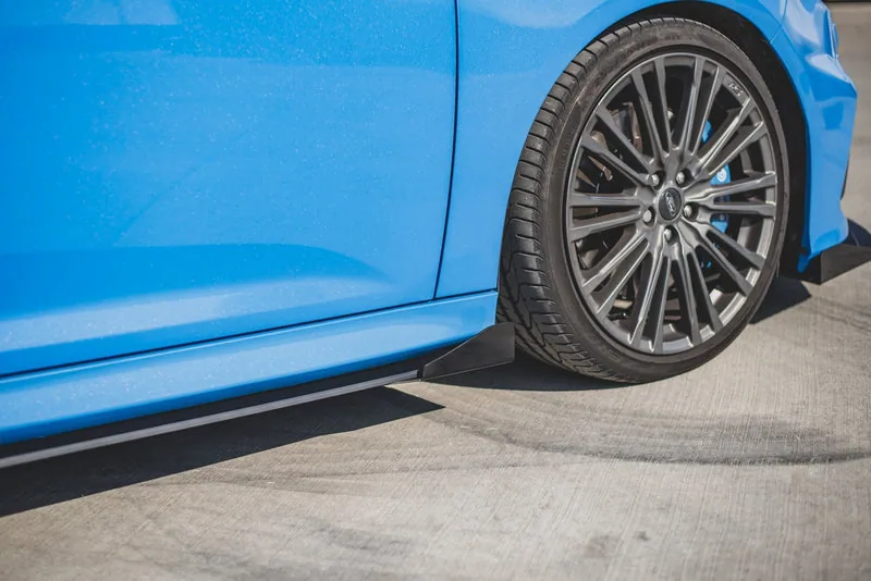 Side skirts — Ford Focus RS Mk3 (2015–2018)