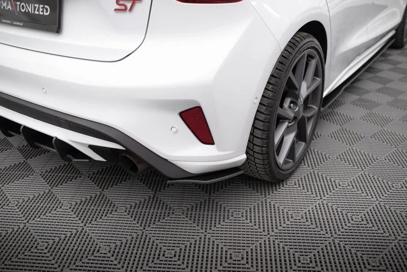 Задние боковые сплиттеры Street Pro — Ford Focus ST Mk4 (2019–)