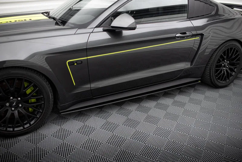 Küljeliistud Street Pro — Ford Mustang GT Mk6 (2014–2017)