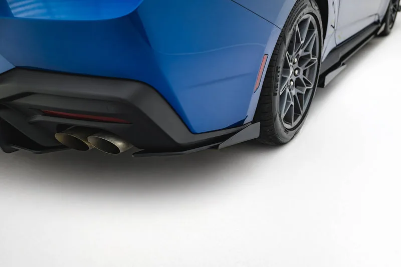 Tagumised küljesplitterid Street Pro + tiivakesed — Ford Mustang GT Mk7 (2023–)