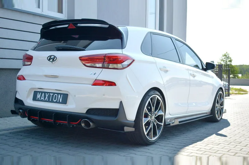 Side skirts — Hyundai I30 Mk3 N (2017–2020)