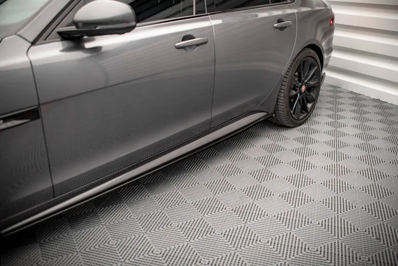 Küljeliistud — Jaguar XF R-Sport X260 (2015–2020)