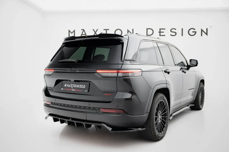 Задний сплиттер с вертикальными рёбрами — Jeep Grand Cherokee Mk5 (2021–)