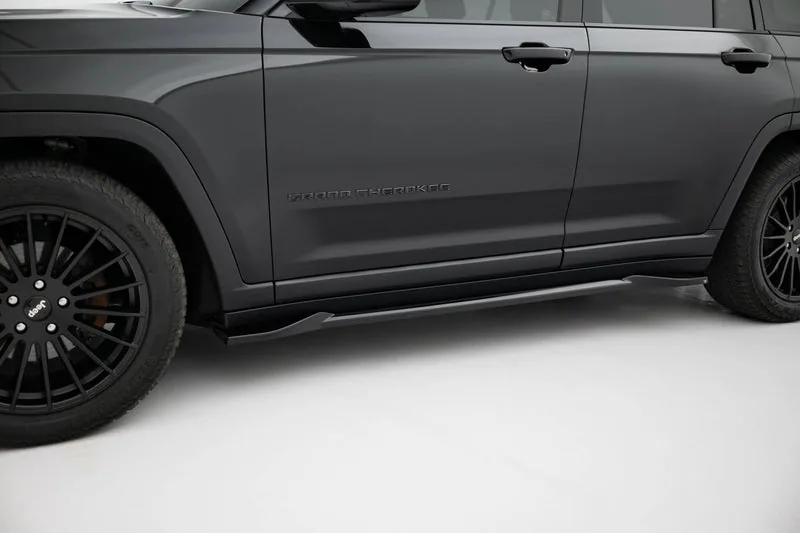 Side skirts — Jeep Grand Cherokee Mk5 (2021–)