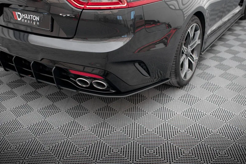 Задние боковые сплиттеры Street Pro — Kia Stinger Gt / GT-Line Mk1 (2017–2023)