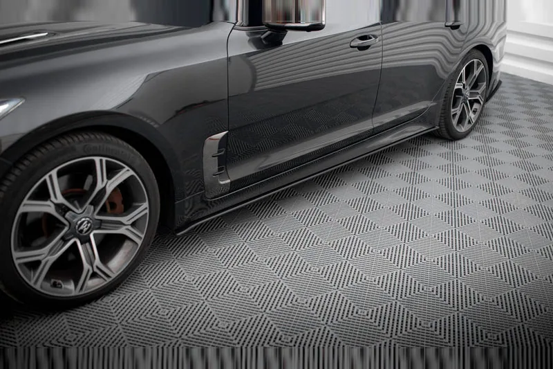 Накладки на пороги Street Pro — Kia Stinger GT / GT-Line / Standard Mk1 (2017–2023)