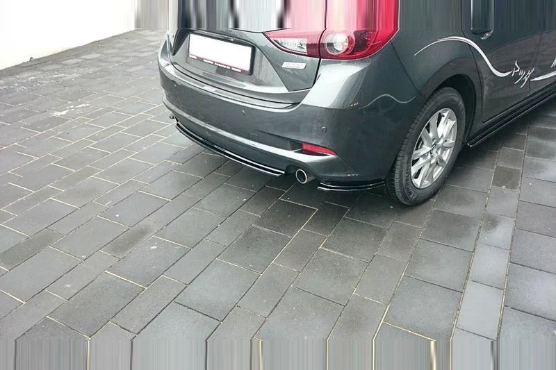 Tagasplitter — Mazda 3 BM (Mk3) Facelift (without vertical bars) (2016–2019)