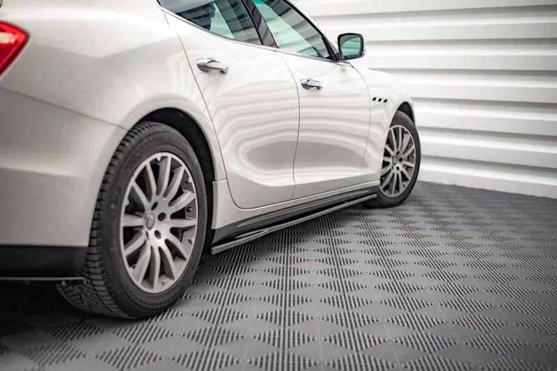 Side skirts — Maserati Ghibli Mk3 (2013–2017)