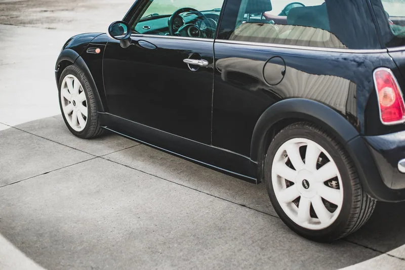 Накладки на пороги — Mini Cooper / One R50 (2001–2006)