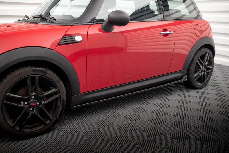 Side skirts — Mini One R56 (2006–2010)