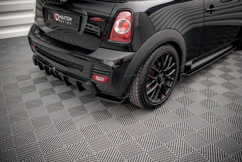 Задние боковые сплиттеры V.3 — Mini Cooper John Cooper Works R56 (2006–2010)