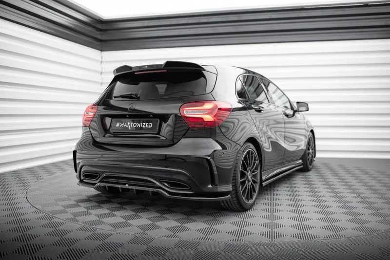 Tagasplitter püsttugedega — Mercedes-Benz A AMG-Line W176 Facelif (2015–2018)