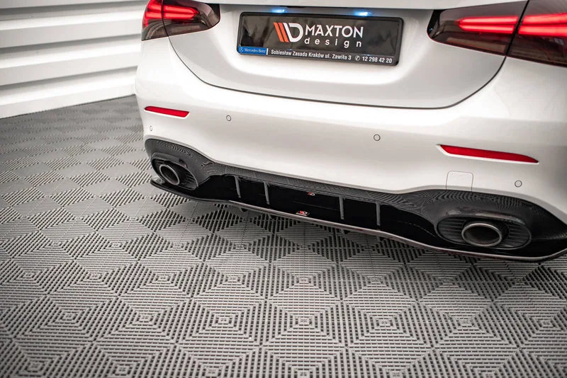 Tagasplitter V.1 püsttugedega — Mercedes-Benz A 35 AMG Sedan V177 (2018–2023)